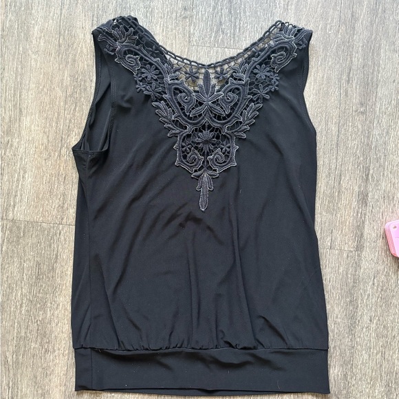 Heart Soul Black Sleeveless Lace Blouse - Picture 5 of 6